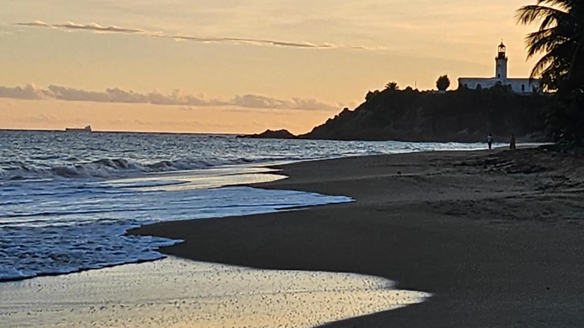 Tropical Villa Ocean View Maunabo